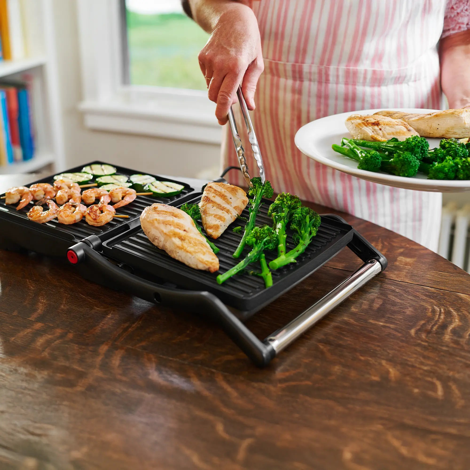 Multifunctional 180° Grill + Panini Press (4-Slice)